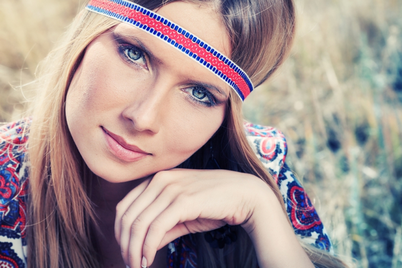 maquillage hippie jolie fille