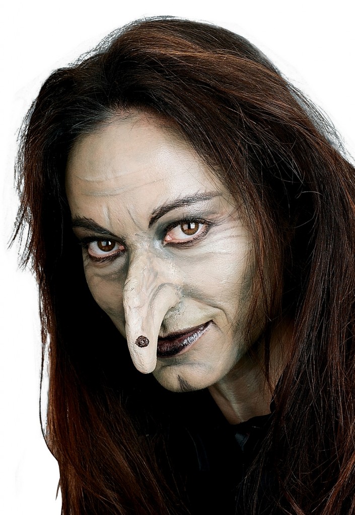 Comment réaliser un maquillage de sorcière
